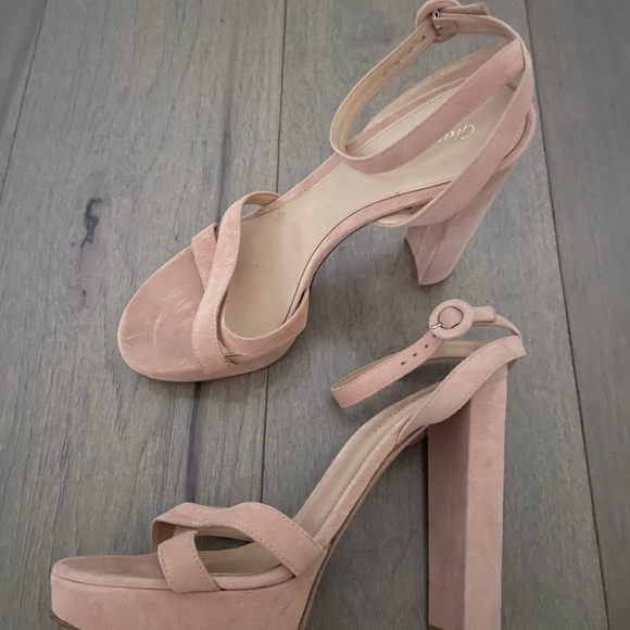 Gianvito Rossi Suede Platform Heels Size 39 - Picture 4 of 10